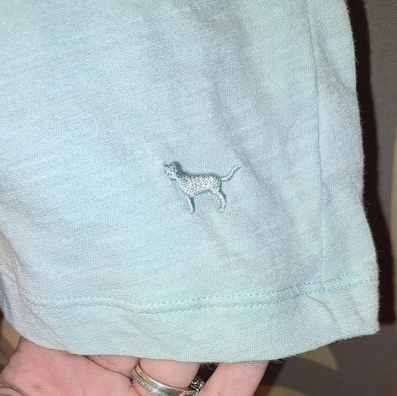 Victoria's Secret Pink lightweight tee - Picture 3 of 4